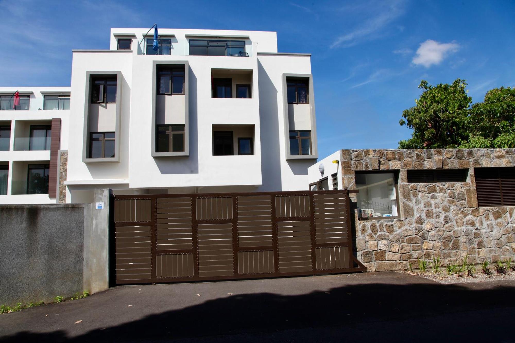 Lux Penthouse 3 Bedrooms Apartment *
